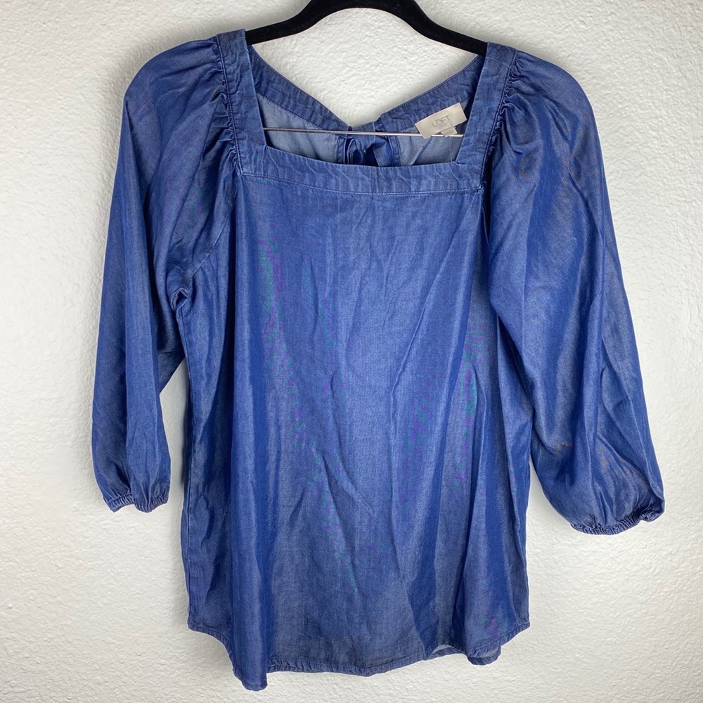 Loft chambray Bow back square neck top